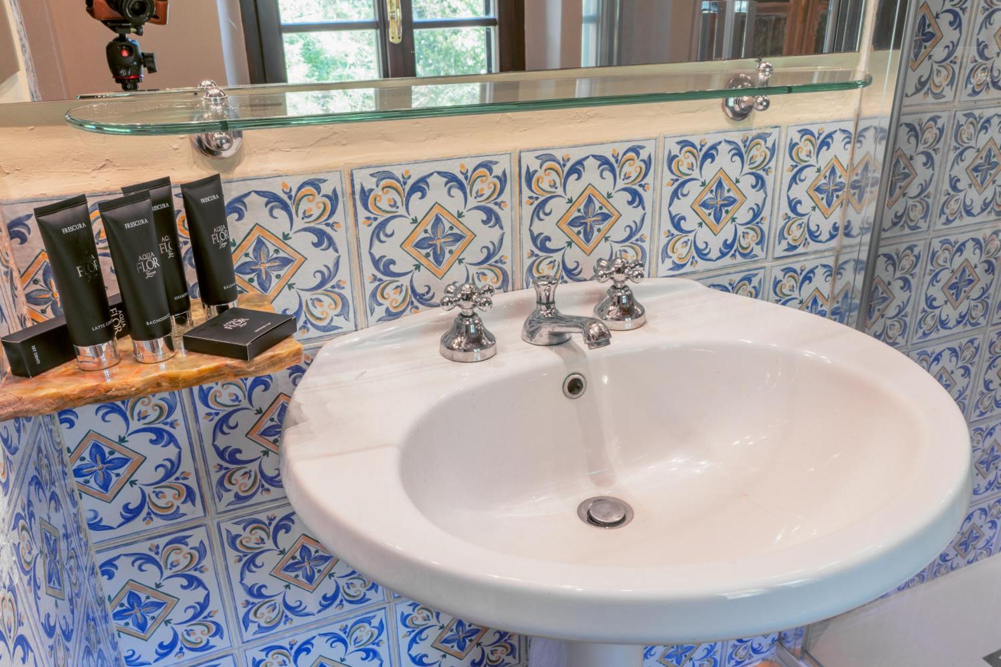 Equo Suites Petrignano Del Lago 外观 照片