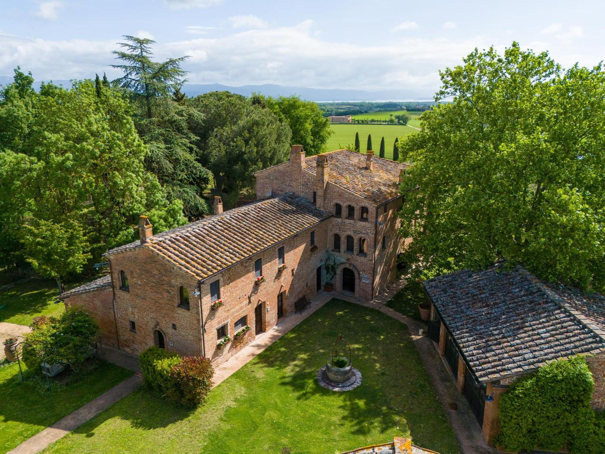 Equo Suites Petrignano Del Lago 外观 照片