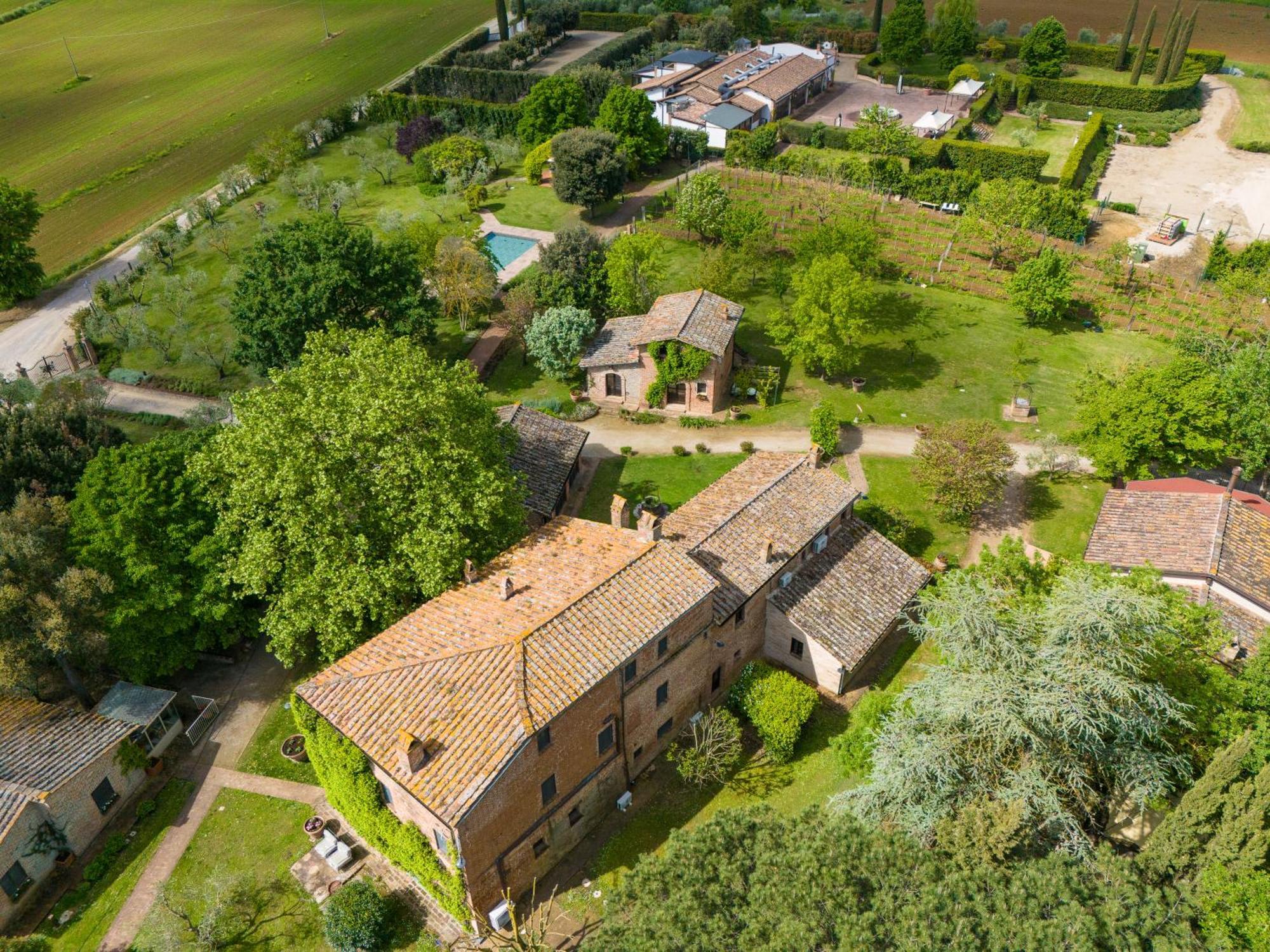 Equo Suites Petrignano Del Lago 外观 照片